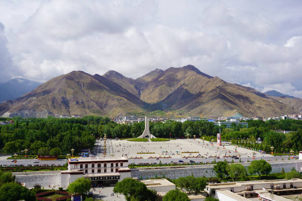istock Lhasa city, tibet. 1005803110