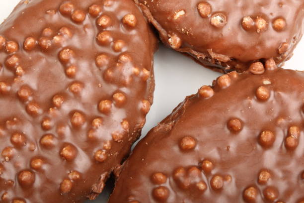 istock Chocolate candy with Rice Krispies Cereal on a white 1005857758