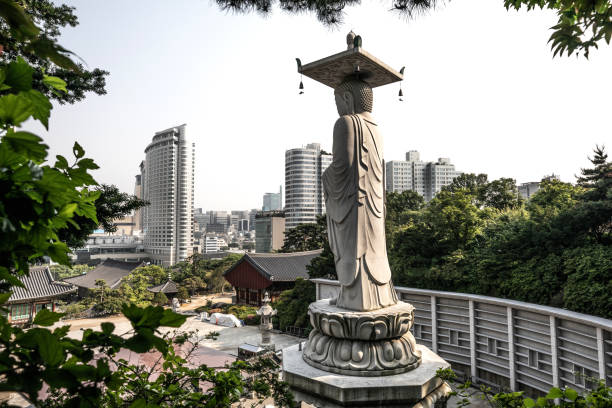 istock Seoul Bongeunsa Temple 1005875364