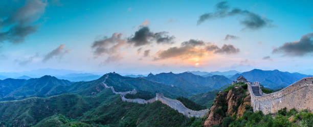 istock The Great Wall of China at sunrise 1005877642