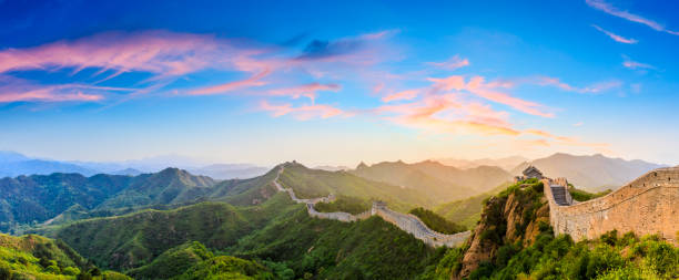 istock The Great Wall of China at sunrise 1005878720