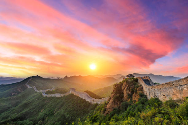 istock The Great Wall of China at sunrise 1005885940