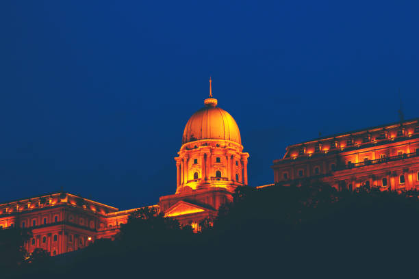 istock Hungarian parliament at night, Budapest 1005886198