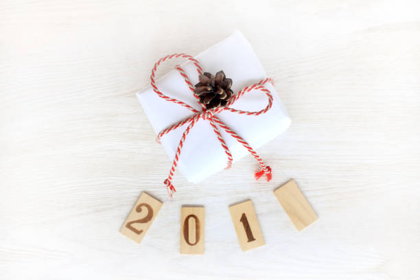 istock add your number for the holiday 1005905276