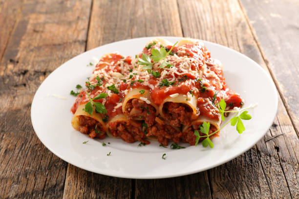 istock italian pasta with beef and tomato 1005942676
