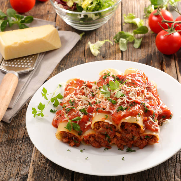 istock italian pasta with beef and tomato 1005944592