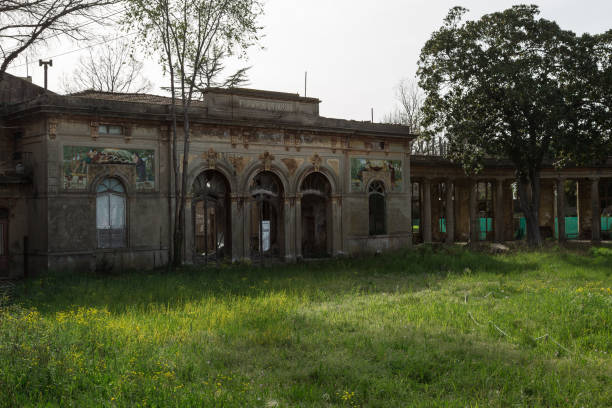 istock Ancient Spa in Leghorn, Crumbling Building Architectural Monument in Italy 1005956742
