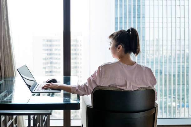 istock Woman working on a laptop 1005999162