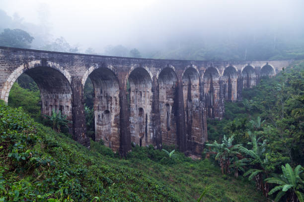 istock Railway Nine Arches Bridge Viaduct bridge, Ella, Sri Lanka 1006008974