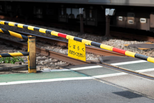 istock crossing bar in japan 1006063582