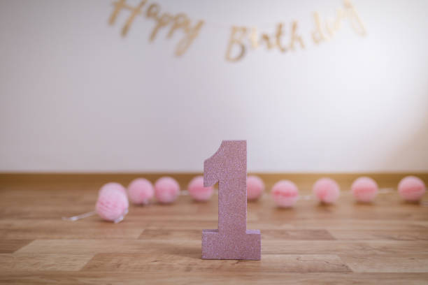 istock Number one and birthday decoration 1006098276