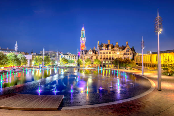 miroir piscine bradford uk - west yorkshire photos et images de collection