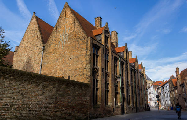 istock Old town of Bruges 1006249934