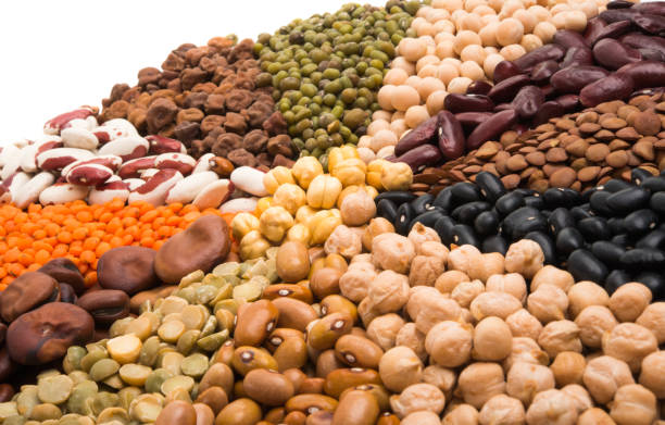 istock set of legumes isolated 1006370678