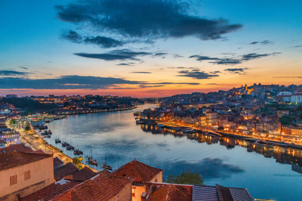 Sunset in Porto, Portugal Sunset in Porto, Portugal rabelo boat stock pictures, royalty-free photos & images