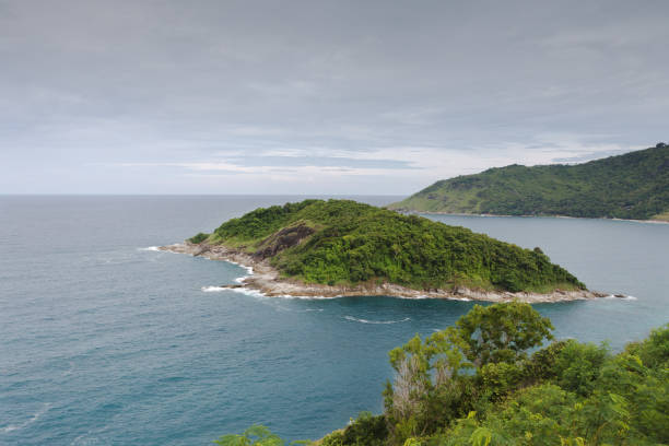 istock Promthep Cape early in the morning 1006448962