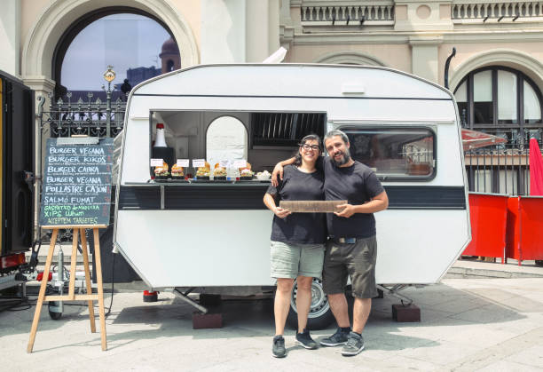 istock Owners food truck 1006503196