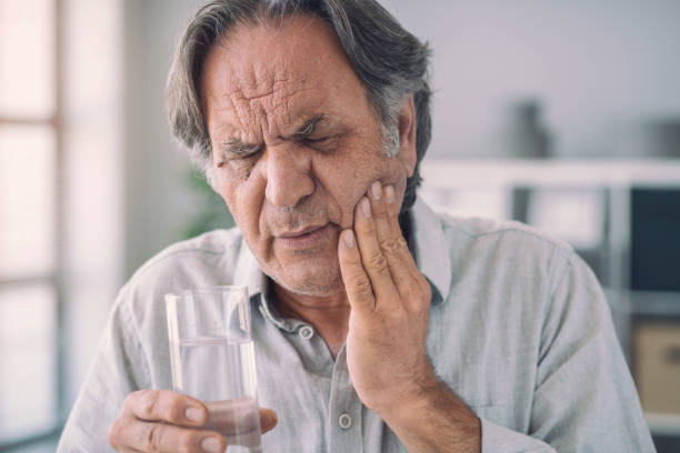 istock Cold water and tooth pain 1006511840