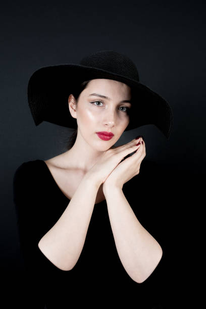 istock female model portrait shot 1006543222