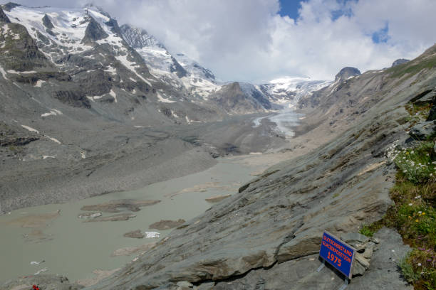 istock Grossglockner, the highest mountain in Austria with the Pasterze glacier 1006564072