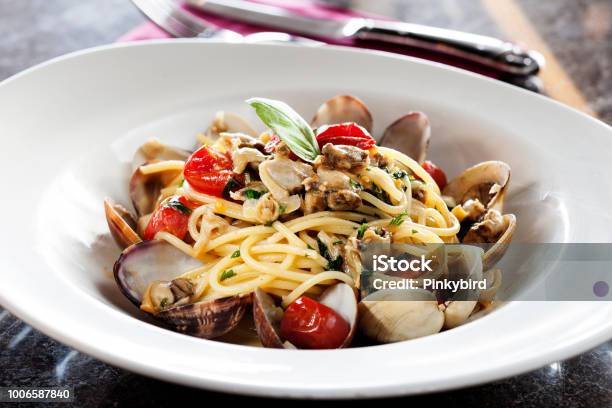 Seafood And Pastasicilyspaghetti Stock Photo - Download Image Now - Pasta, Italian Food, Seafood