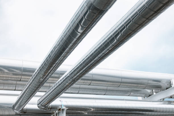 istock Chiller pipeline and joint connection on pipe rack support 1006634508
