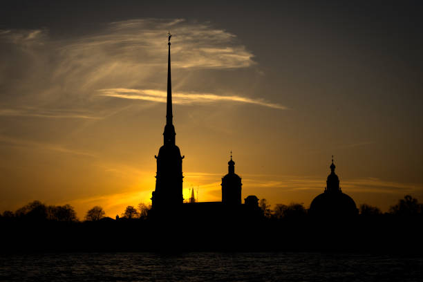 istock St.Petersburg skyline 1006653444