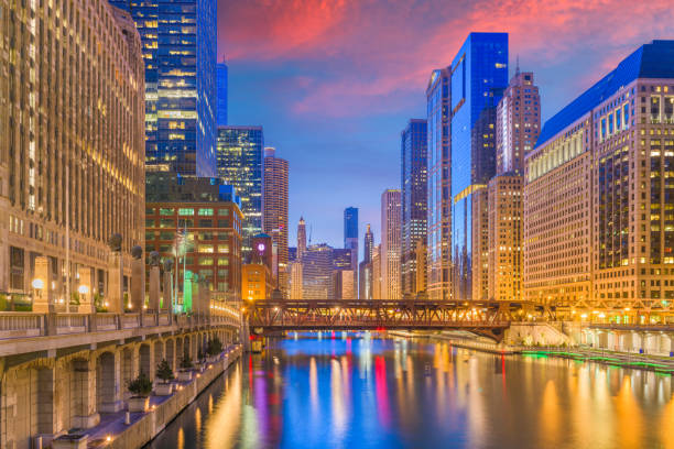 istock Chicago, Illinois, USA Cityscape 1006669726