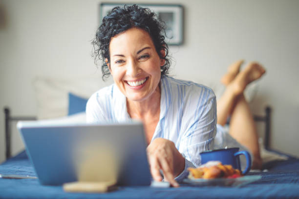 istock Mature woman at home 1006765894