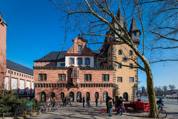 Frankfurt Historical Museum Germany, Frankfurt - 24.February, 2018: Building of Historical Museum in Frankfurt Am Main on a sunny winter day historical museum stock pictures, royalty-free photos & images