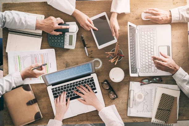 istock Business people working in office 1007116138