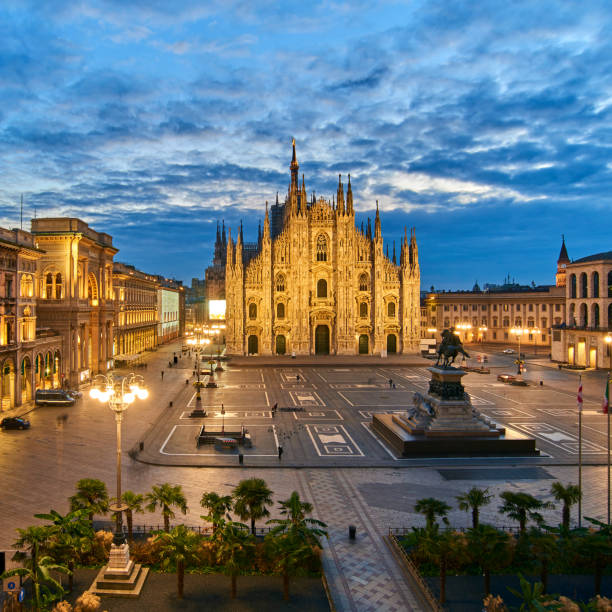 istock Milan Piazza Del Duomo at Dawn, Italy 1007185742