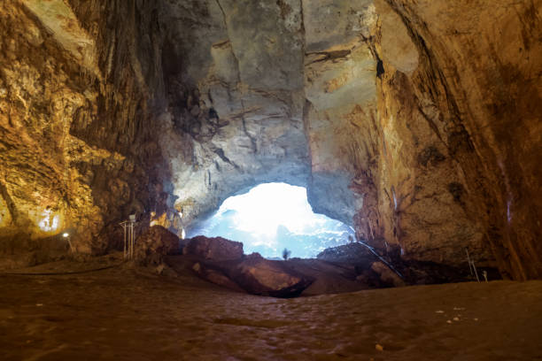 istock Deep inside view of cave of Chasm of Heaven 1007186054