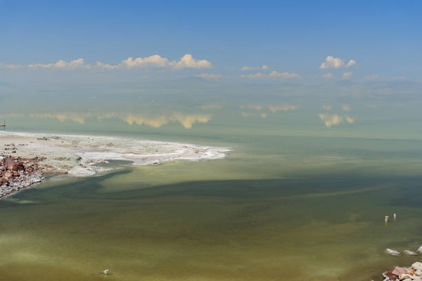 urmia salt lake. iran - lake urmia zdjęcia i obrazy z banku zdjęć