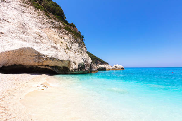 istock Impressive coastline with a cave by the sea 1007236238