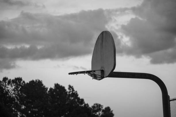 istock Old Basketball Hoop 1007254660