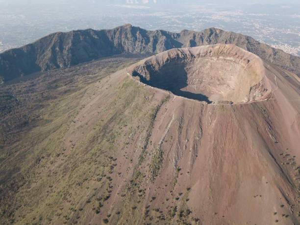 aerial view of scenic mount vesuvius, Naples in Campania, Italy aerial view of scenic mount vesuvius, Naples in Campania, Italy active volcano photos stock pictures, royalty-free photos & images