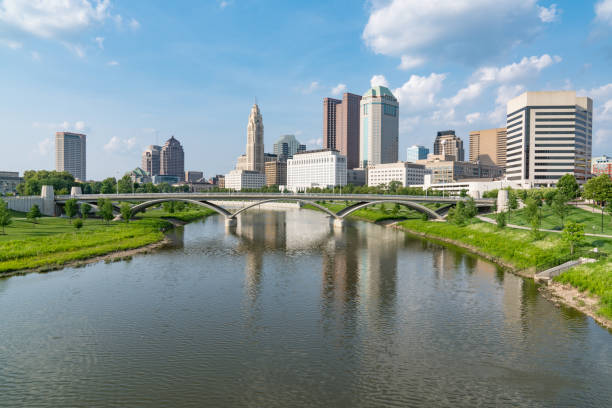 istock Columbus, Ohio City Skyline 1007295284