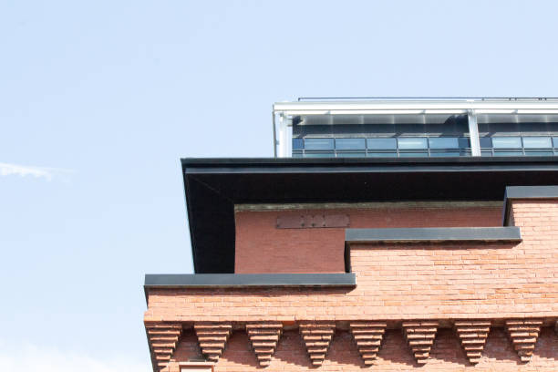 istock Top of an Office Building 1007374026