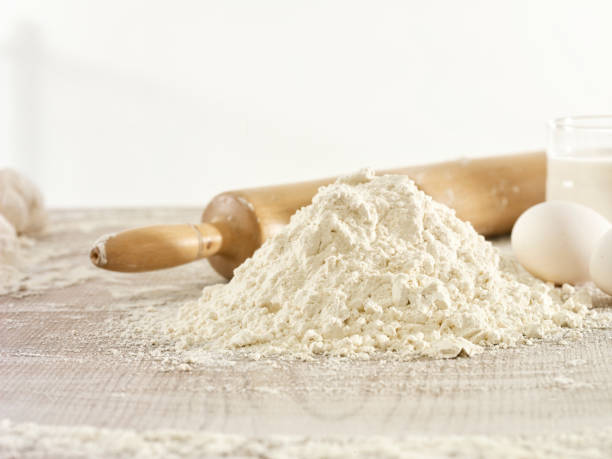 making dough - dough sphere kneading bread imagens e fotografias de stock