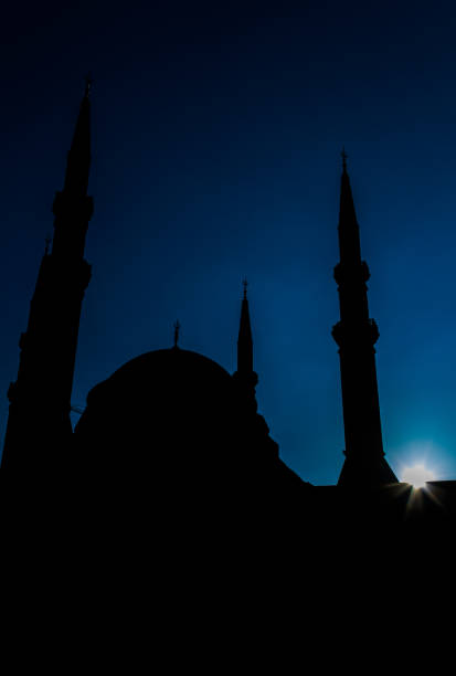 istock silhouette of Mohammad Al-Amin Mosque 1007394542
