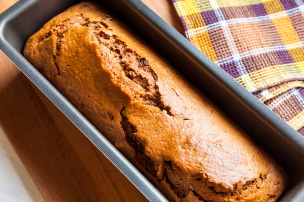 錫の自家製パン - soda bread bread brown bread loaf of bread ストックフォトと画像