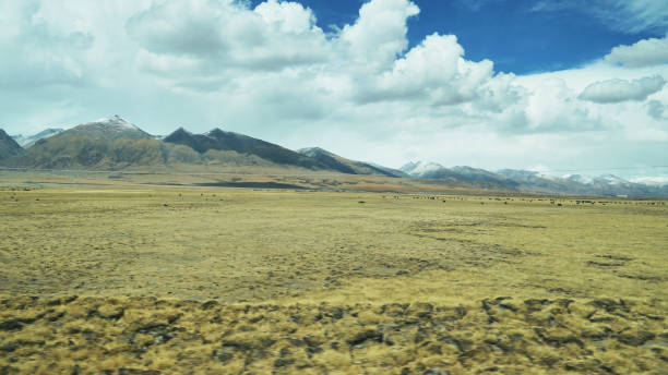 istock Mountain and land with old town look and clear scenery 1007621868