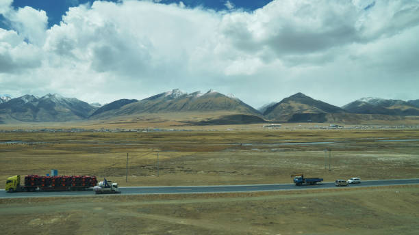 istock Mountain and land with old town look and clear scenery 1007621938