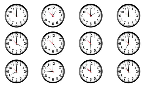 ラウンドのセットは、様々 な時間を示す時計します。 - 真夜中点のイラスト素材／クリップアート素材／マンガ素材／アイコン素材