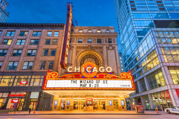 marquee theatre de chicago - chicago at night - fotografias e filmes do acervo