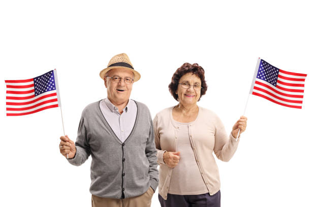 istock Seniors with USA flags 1007858326