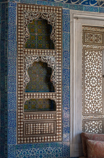 istock Example of Mother of Pearl inlays 1007915280