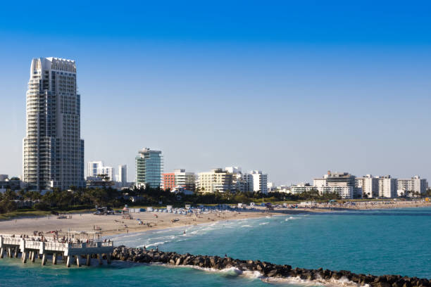 istock Miami South beach. South pointe pier 1007950380
