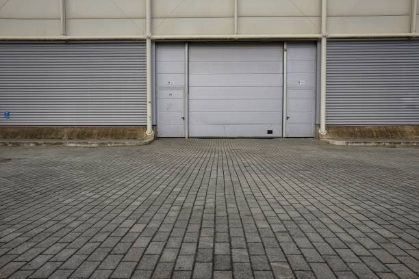 istock exterior of industrial warehouse 1007981386